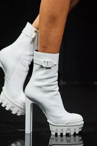 Look 124